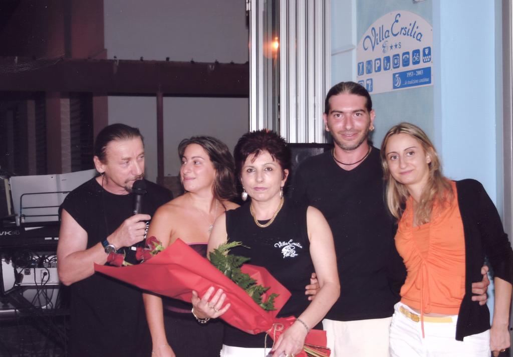 Hotel Villa Ersilia Rimini B&B Exteriör bild